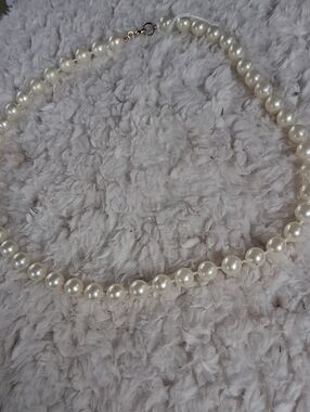 Classic Pearl Bead Necklace in Cream